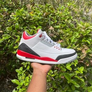 Air Jordan 3 Retro ‘Fire Red’ 2013 Release